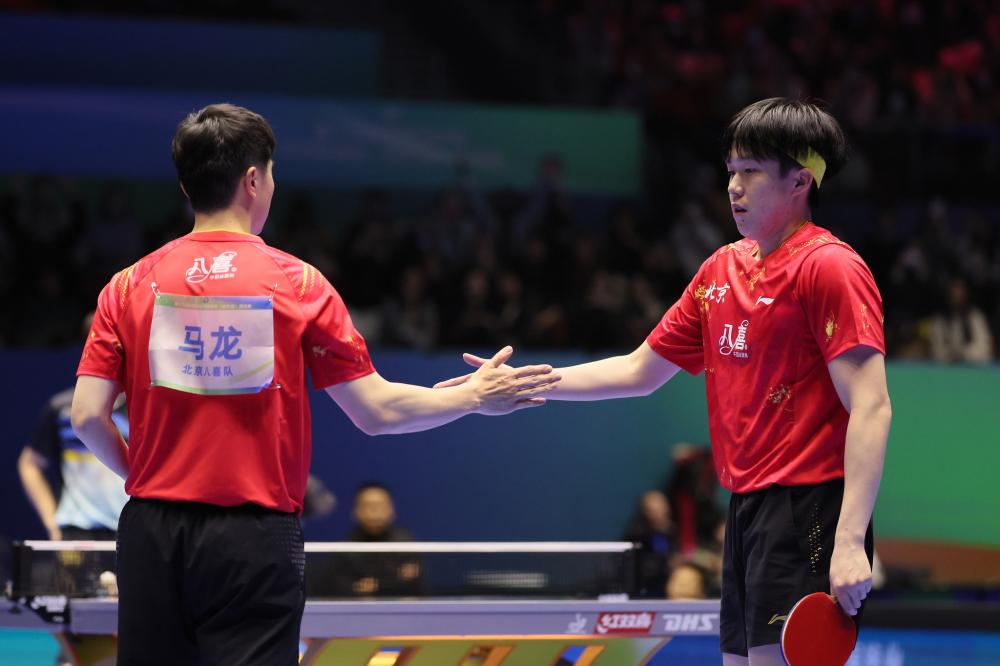 K联赛球队浦项铁人官方社媒账号发布公告称，球队中...